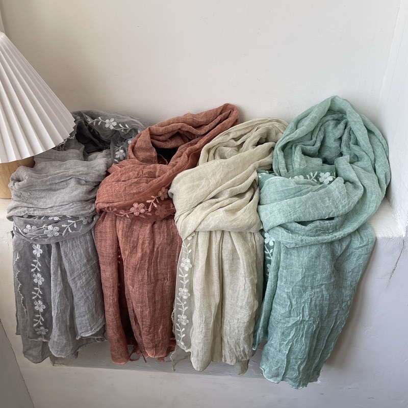 Écharpe d'épissure en coton et - Embroidery Towel avis et prix