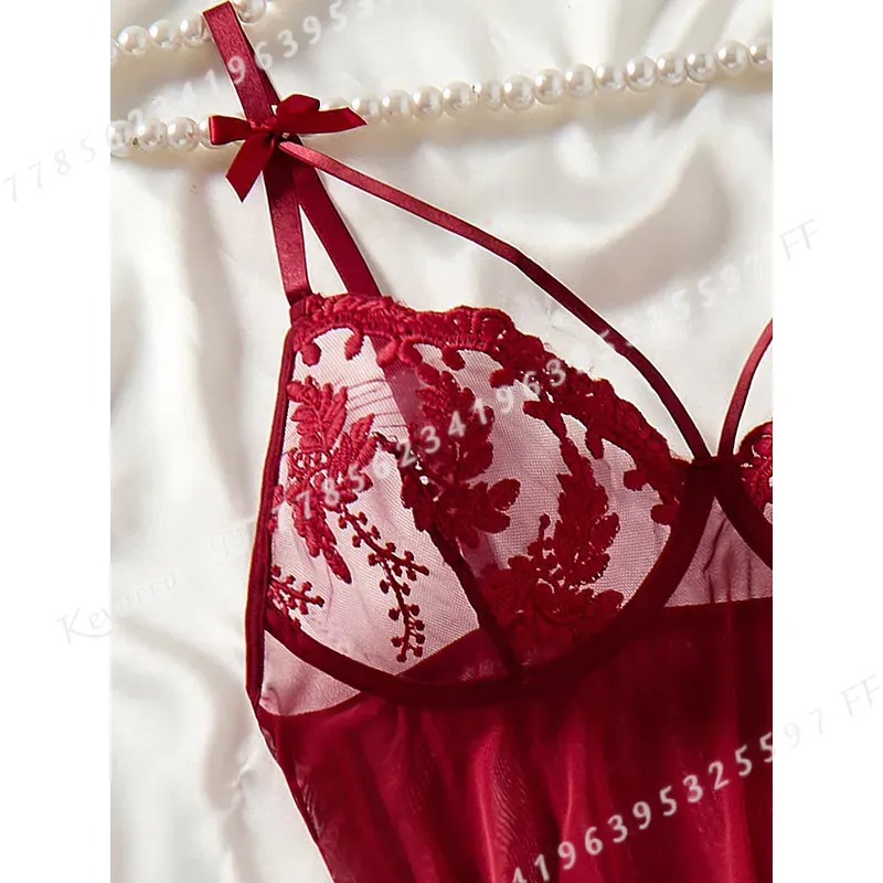 Chemise de nuit semi-transpare - Embroidery Red avis et prix