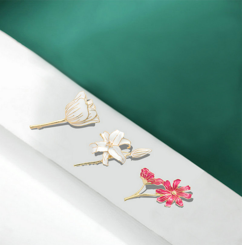 Broches à fleurs blanc rouge t - Embroidery Red avis et prix