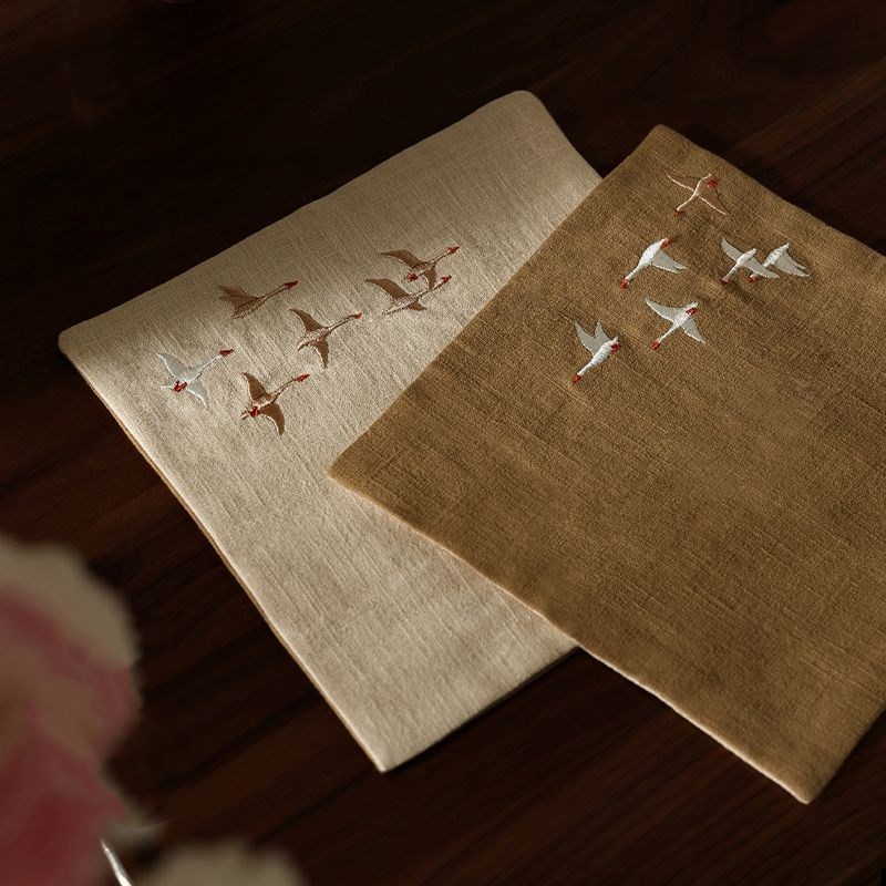 Serviette à thé bicolore doubl - Embroidery Towel avis et prix